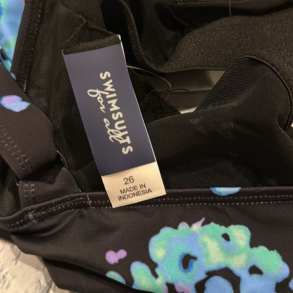 Swimsuits for All floral tankini top - Picture 10 of 10